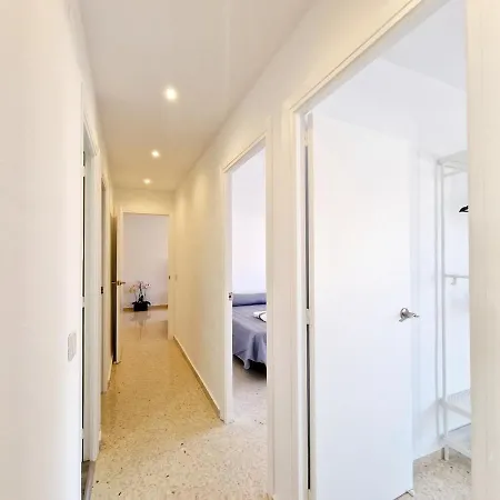Apartamento & Walk La Cala De *
